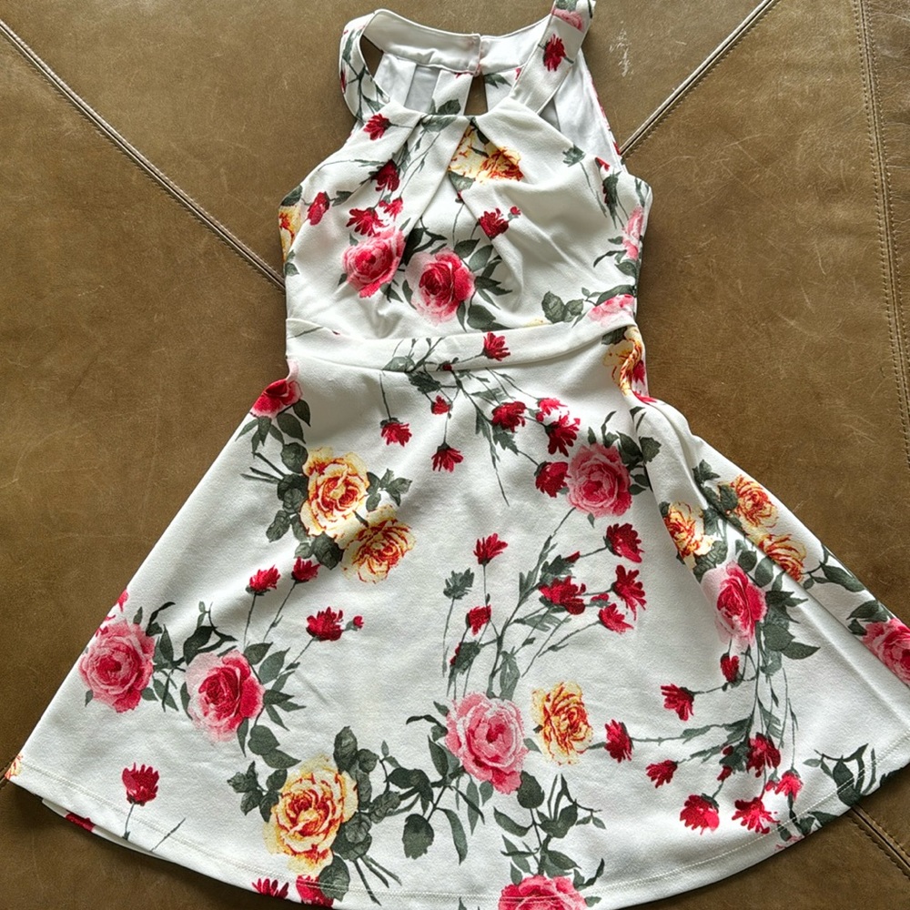 White girls dress size 7